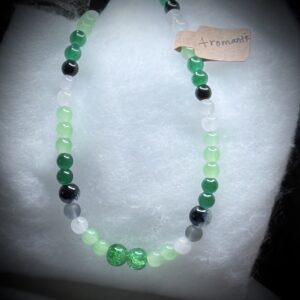 Necklace - Aromantic - Green Crackle